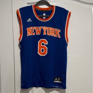 NY Knicks Porzingis jersey